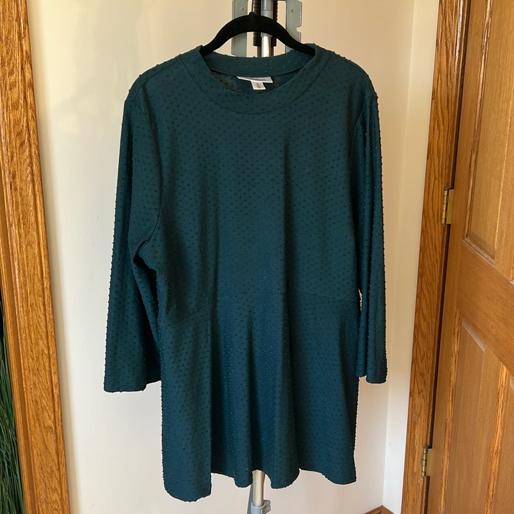Motherhood Maternity 3/4 sleeve, evergreen in color, size XL